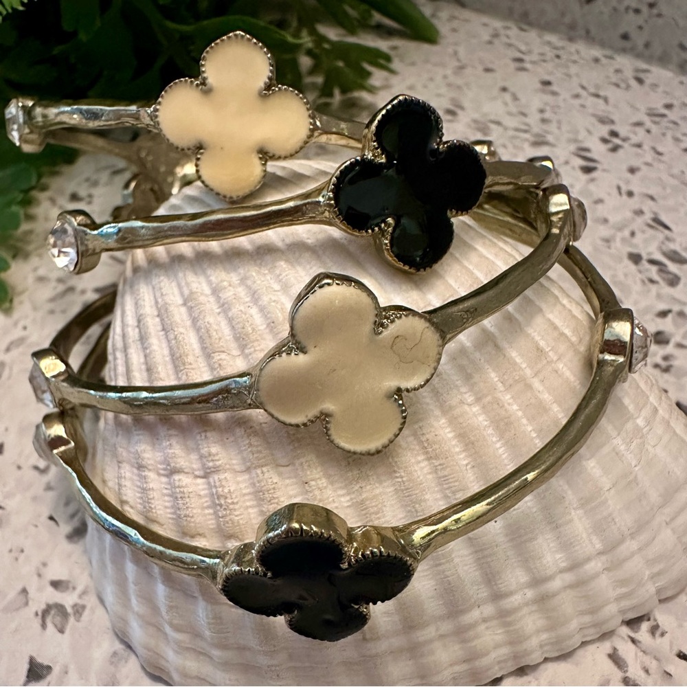 4 pc bangle set in enamel & rhinestone - Picture 2 of 4